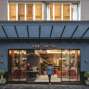Pley Hotel París